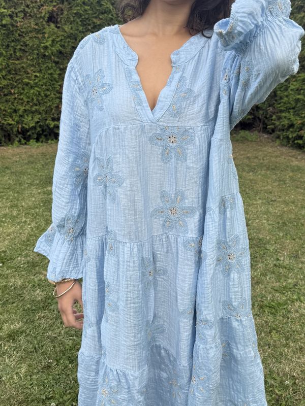 AISHA DRESS LIGHT BLUE